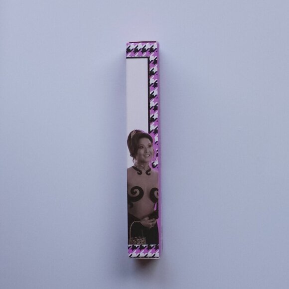 Makeup Revolution Emily In Paris Just A Kiss Cream Lipstick MINDY TAUPE NUDE NEW - Picture 3 of 6